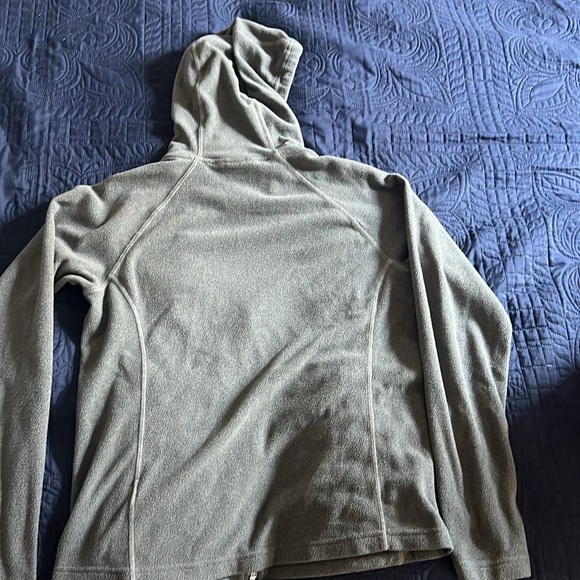 The North Face, Small Ladies zip up - Picture 2 of 2